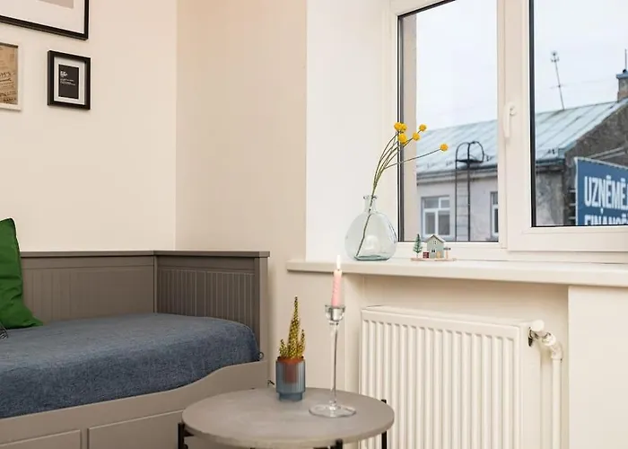 Cute With A View Over The Rooftops And Free Parking In The Area Appartamento *